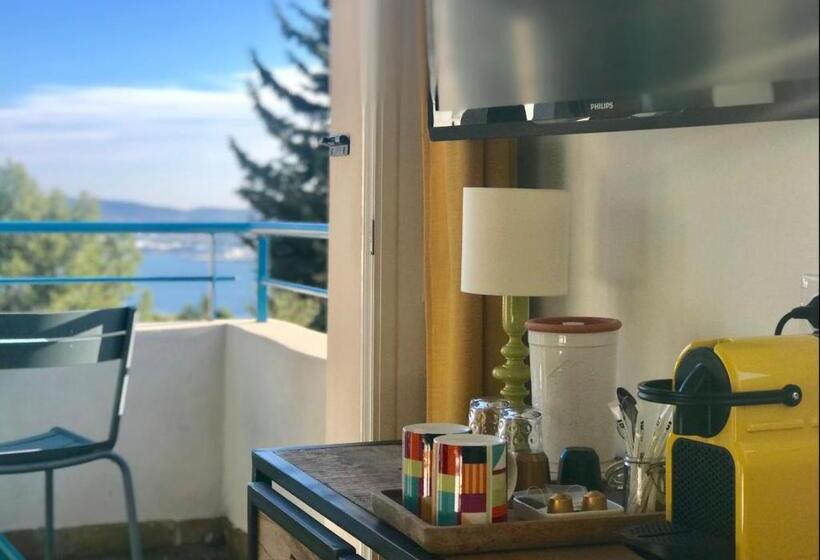 Номер Superior, La Singulière