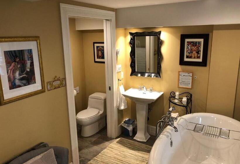 Люкс, Robert Porter House Inn