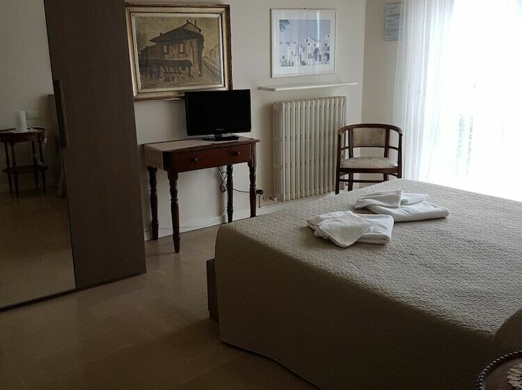 스탠다드 룸 호수 전망, Bed & Breakfast Ai Due Vecchi Ulivi
