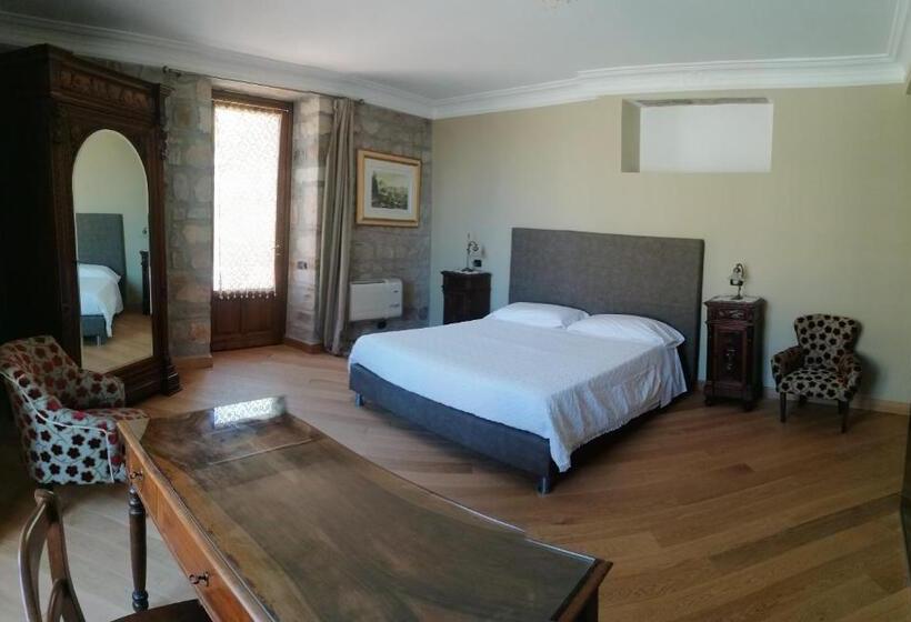 סוויטת ג'וניור עם טרסה, B&b Sciabakè