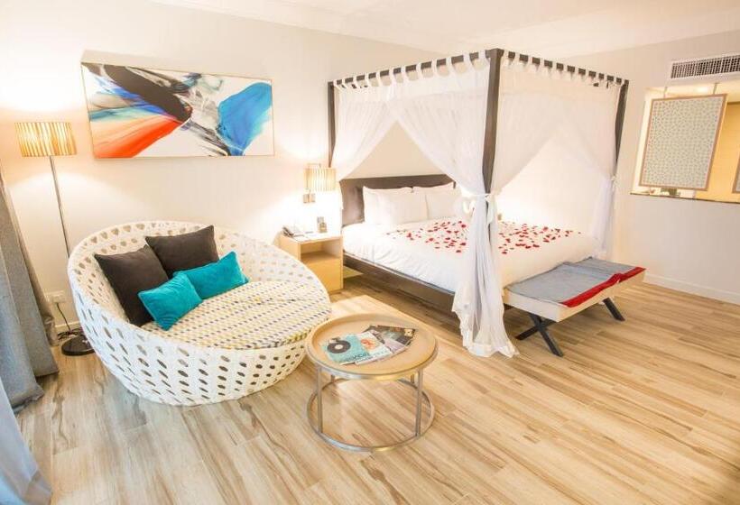 Romantic Room, Sand & Sandals Desaru Beach Resort & Spa