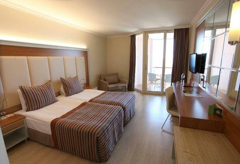 اتاق استاندارد, Aqi Pegasos Resort