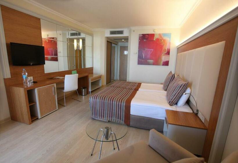 اتاق استاندارد, Aqi Pegasos Resort
