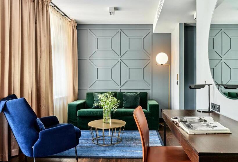 Люкс, Indigo Warsaw Nowy świat, An Ihg
