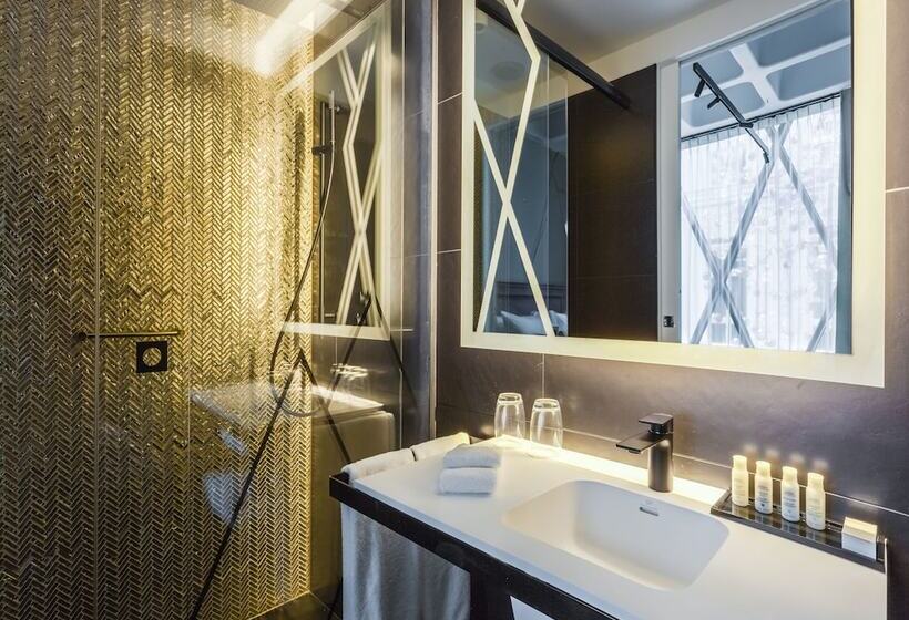 Люкс, Indigo Warsaw Nowy świat, An Ihg