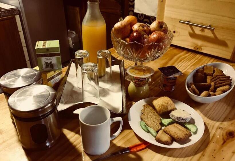 غرفة قياسية رباعية, Hostal Galvarino Puerto Natales