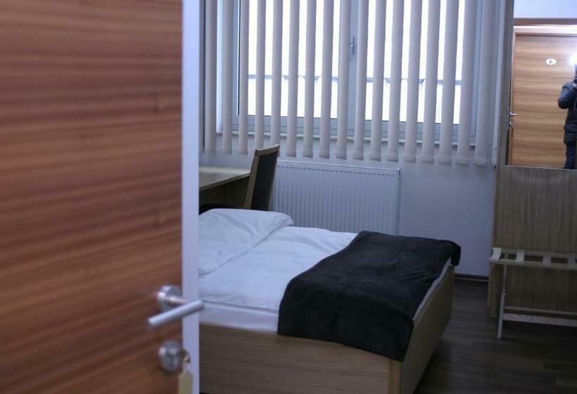 Номер Стандарт, Rooms Virovitica