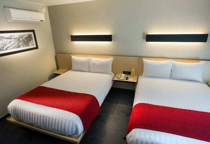 스탠다드 룸 더블 침대 2개, City Express Plus By Marriott Medellín Colombia