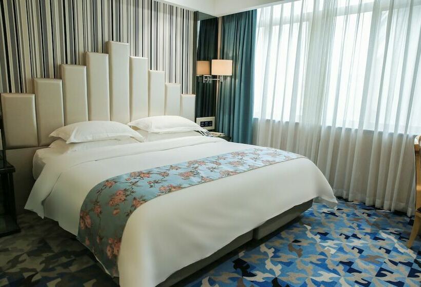 Номер Superior, Ramada Shenzhen Baoan