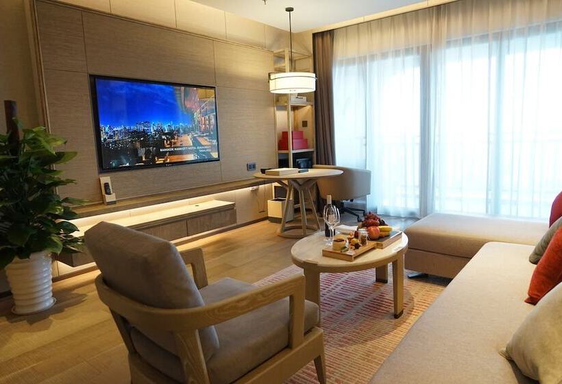 سوئیت اجرایی با چشم‌انداز دریا, Shenzhen Marriott Hotel Golden Bay