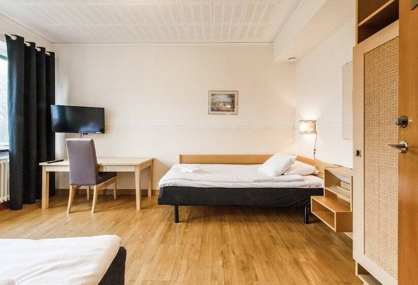 Семейный Номер, Västerbacken Hotell & Konferens