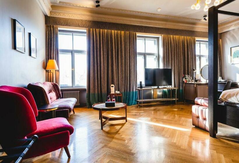Suite, Grand Poet Hotel And Spa By Semarah
