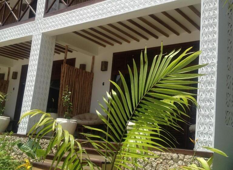 Номер Стандарт Вид на Сад, Zanzibar Magic Boutique