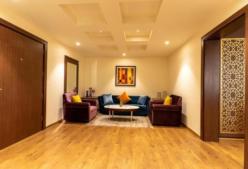 이그제큐티브 스위트, Indraprastha Spa Resort