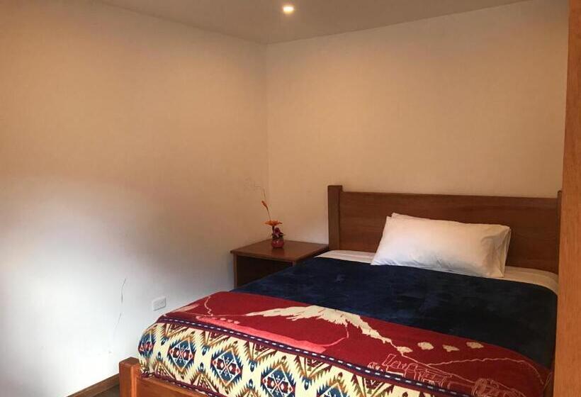 Номер Superior Кровать Кинг, Community Hostel Alausi