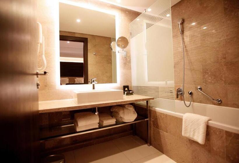 سوئیت پرزیدنت, Radisson Hotel Sfax