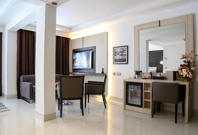 اتاق سوپریور با چشم‌انداز شهر, Radisson Hotel Sfax
