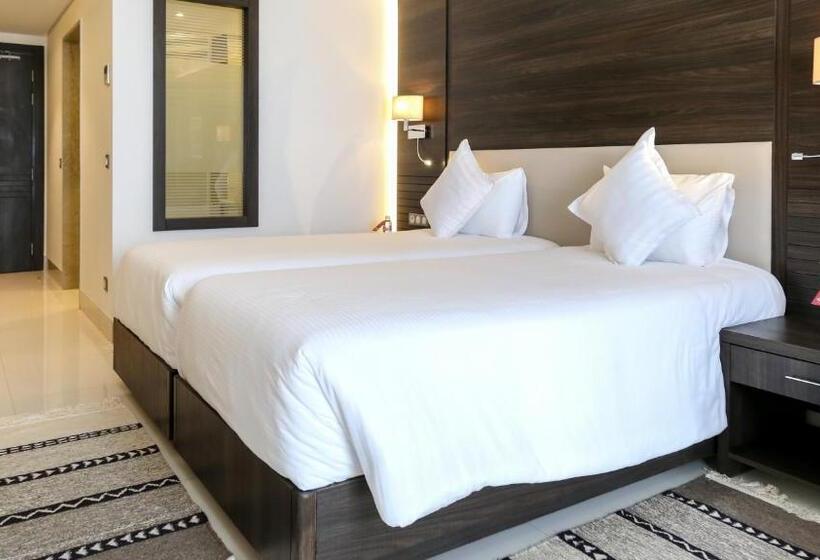 اتاق استاندارد با چشم‌انداز شهر, Radisson Hotel Sfax