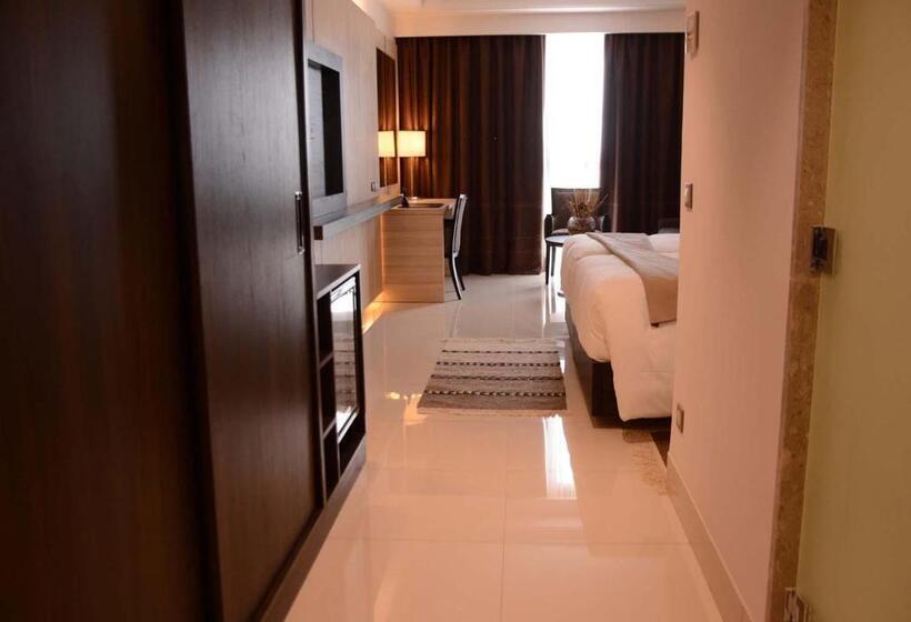 اتاق سوپریور با چشم‌انداز شهر, Radisson Hotel Sfax
