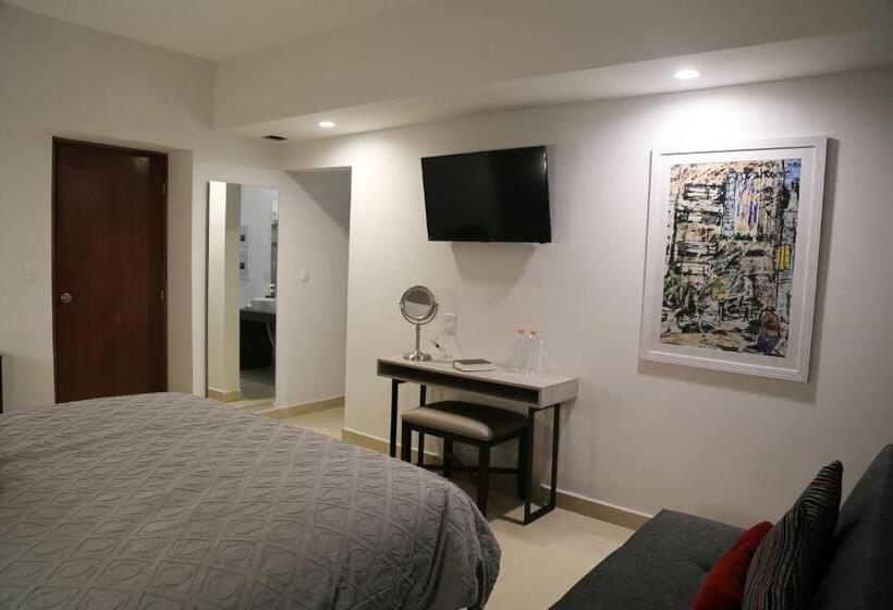 Quarto Estandar, Casa Massima