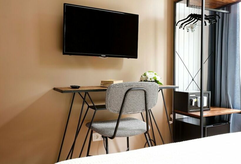 스탠다드 싱글 룸, Le Grand Albert 1er