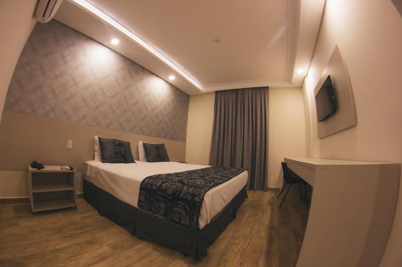 디럭스 룸, Summit Suítes Hotel Caçapava