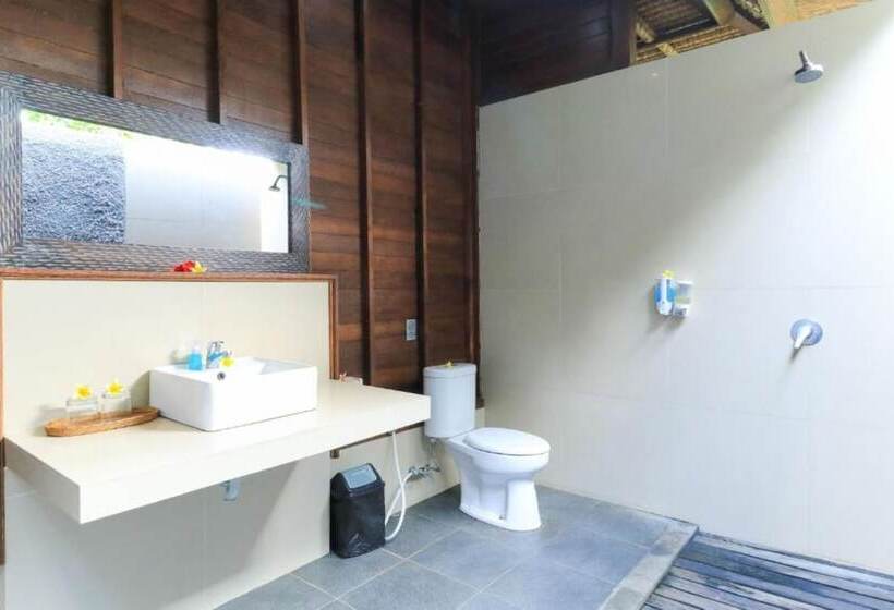 Бунгало Стандарт, Lembongan Mantra Huts