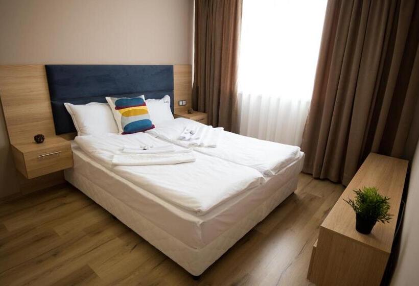 Апартаменты 1 Спальня, Court Inn