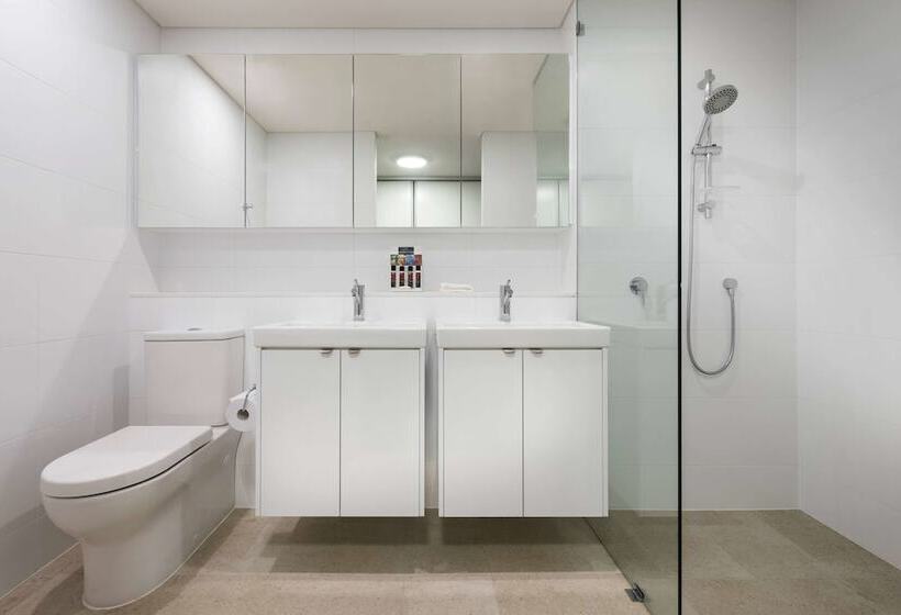 سوئیت پنت هاوس, Ramada By Wyndham Vetroblu Scarborough Beach