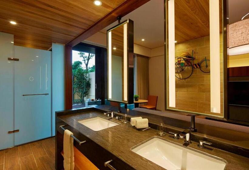Deluxe Suite King Bed, The Westin Yilan Resort