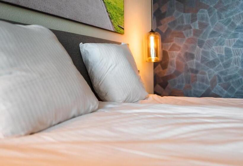 Номер Deluxe, Onderwijshotel De Rooi Pannen Eindhoven