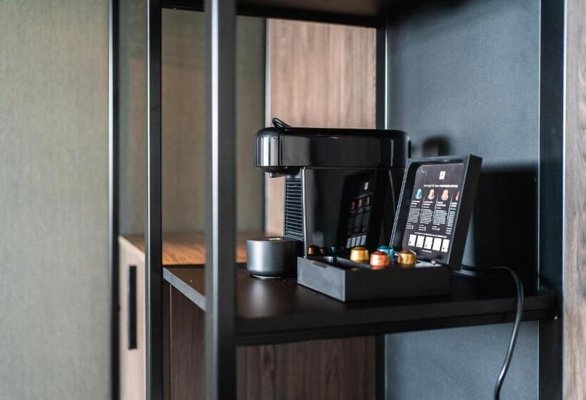Люкс Deluxe Кровать Кинг, Onderwijshotel De Rooi Pannen Eindhoven