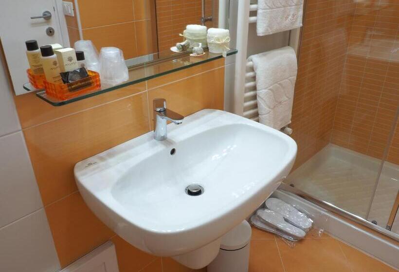 Номер Deluxe Вид на Город, Pepè Accommodation