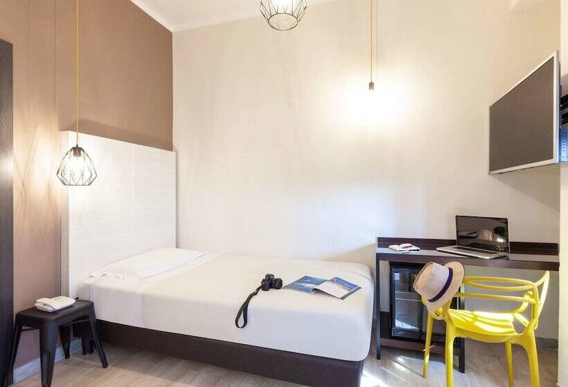Quarto Estandar, Ibis Styles Trani