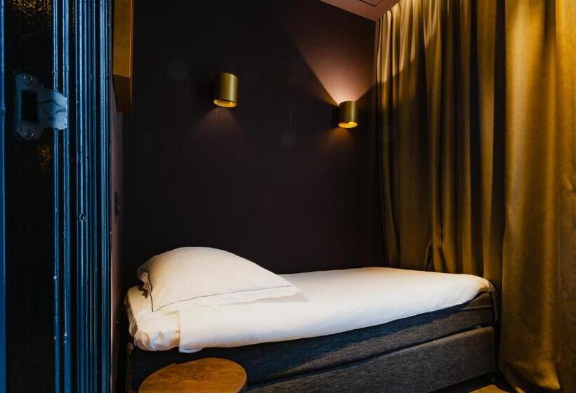 Suíte Deluxe, De Jonker Urban Studios & Suites