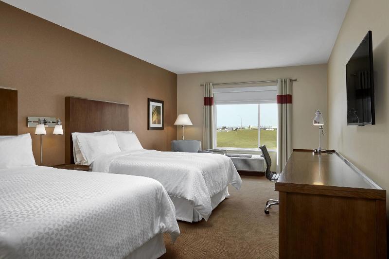 Номер Стандартный Кровать Куин, Four Points By Sheraton Grande Prairie