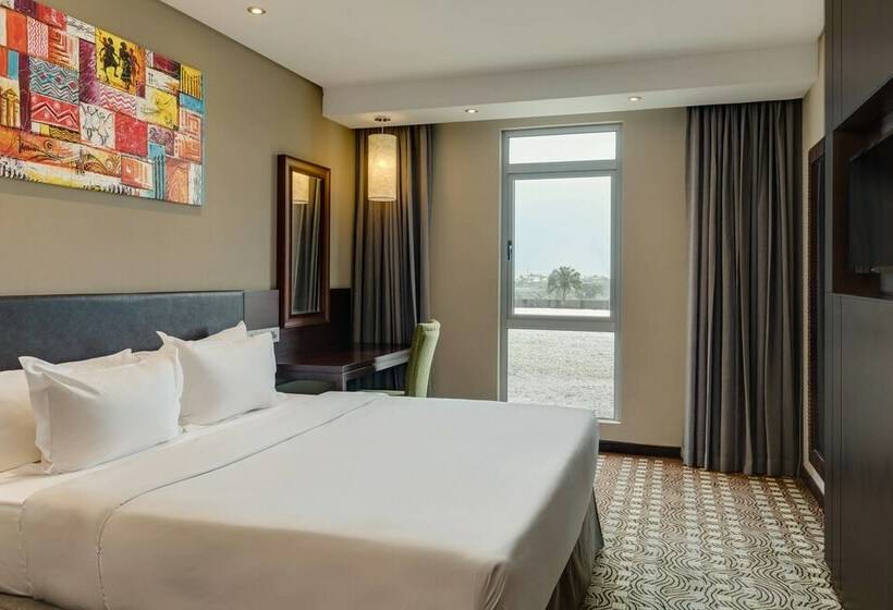 اتاق استاندارد با چشم‌انداز استخر, Protea Hotel by Marriott Owerri Select