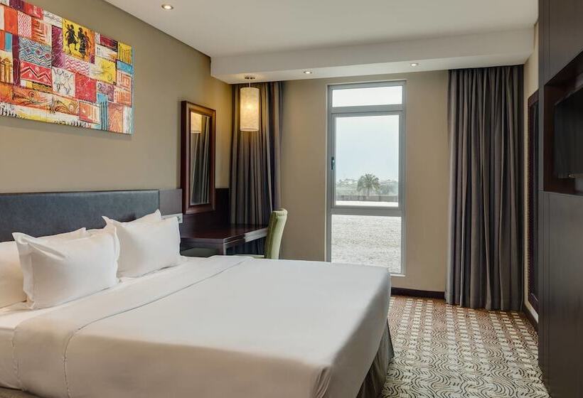 اتاق استاندارد با چشم‌انداز استخر, Protea Hotel by Marriott Owerri Select