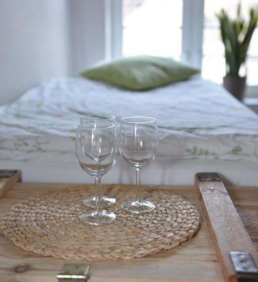 Quarto Triplo Estandar Banheiro Compartilhado, Five Point Hostel & Apartments
