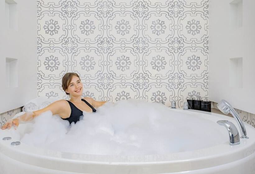 산전망 스위트 디럭스, Avista Grande Phuket Karon   Mgallery
