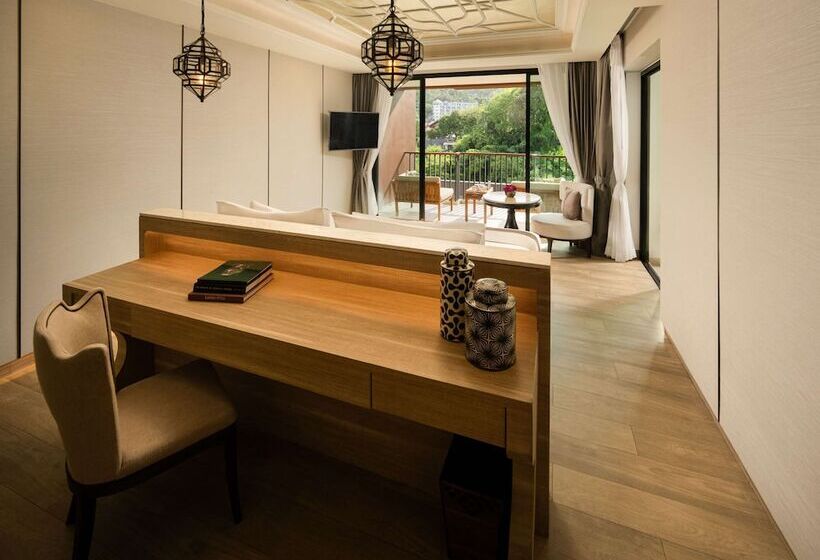 سوئیت لوکس با چشم‌انداز کوهستان, Avista Grande Phuket Karon   Mgallery