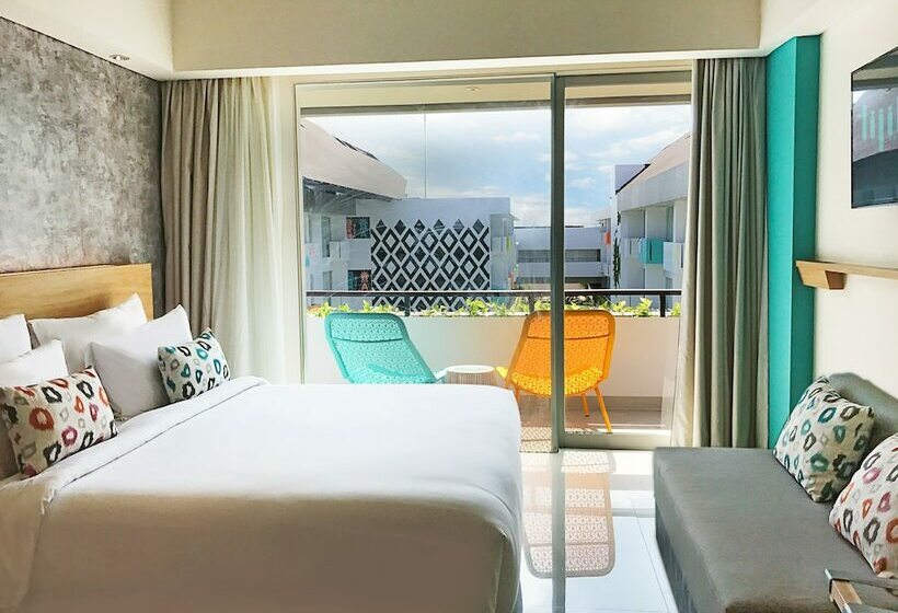 اتاق لوکس با تراس, Tijili Hotel Benoa