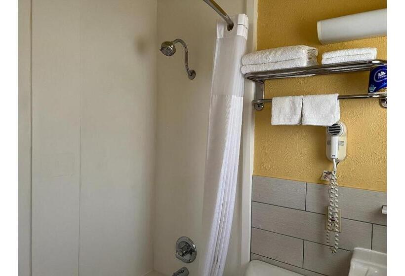 Номер Стандарт, Budget Inn Motel Perrysburg Oh