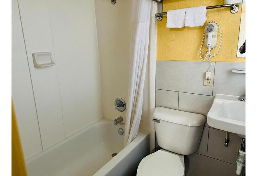 Стандартный Номер Кровать Кинг, Budget Inn Motel Perrysburg Oh