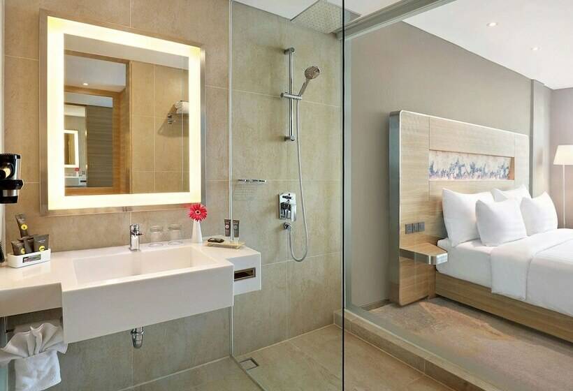 豪华房间, Novotel Samator Surabaya Timur