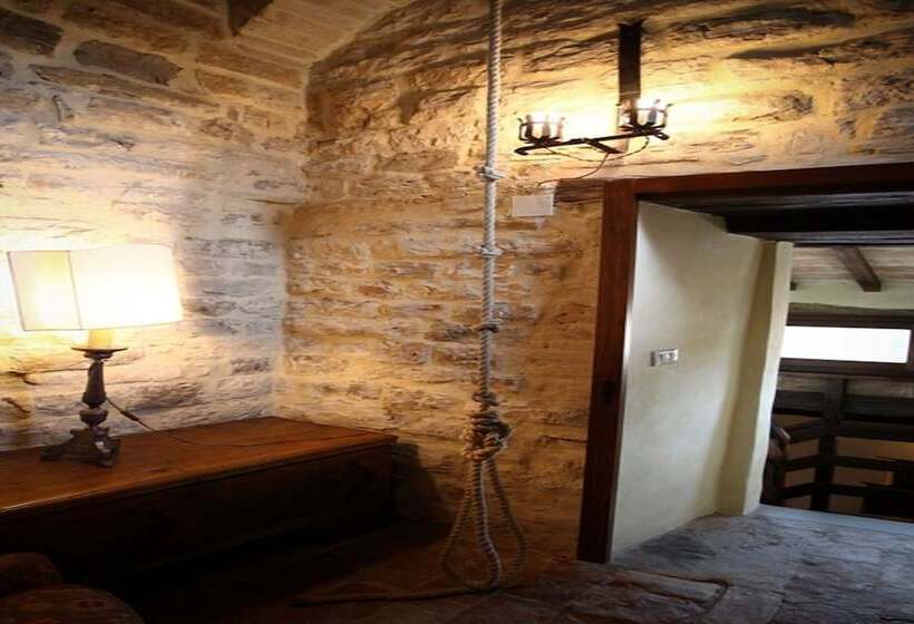 이그제큐티브 스위트, Abbazia San Faustino Residenza D'epoca