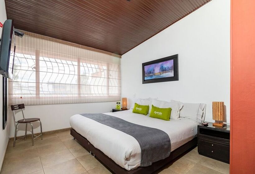اتاق استاندارد, Ayenda 1087 La Estacion