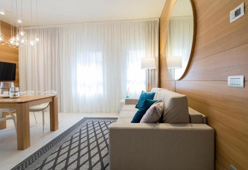 آپارتمان پرستیژ 1 خوابه, Metropol Ceccarini Suite   Luxury Apartments
