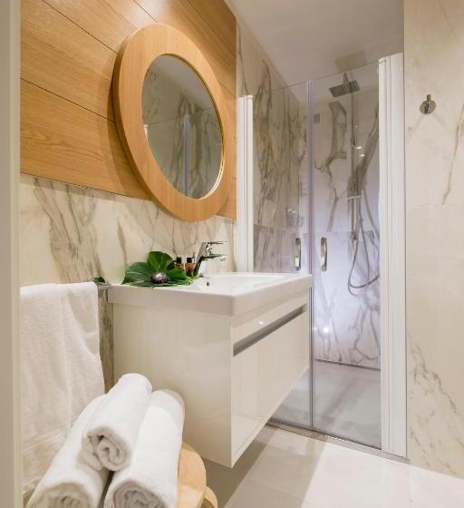 آپارتمان پرستیژ 1 خوابه, Metropol Ceccarini Suite   Luxury Apartments