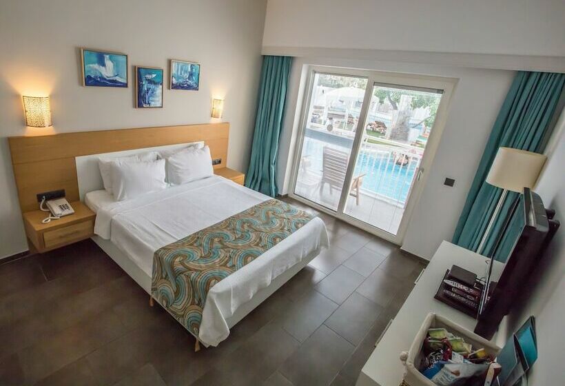 ダブルベッドのクラシックルーム, Mozaik Swim Up Hotel And Apartments
